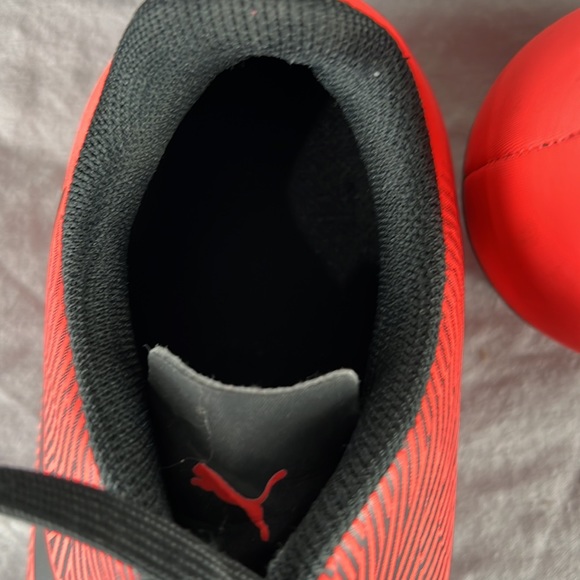 Toddler Boys Puma Soccer Cleats Size 13 - Picture 2 of 4